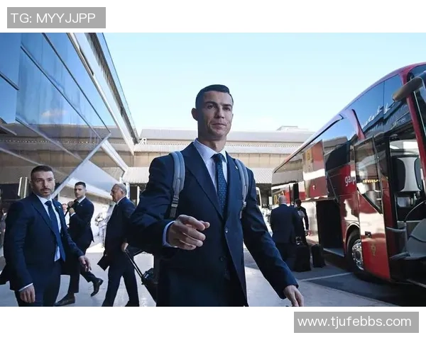 中国足球十大怪异球星揭秘 从场内到场外的另类人生 中国足球十大怪异球星揭秘 从场内到场外的另类人生