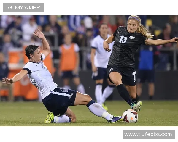 足球球星一对一防守技巧大揭秘 快速突破与精准抢断全解析