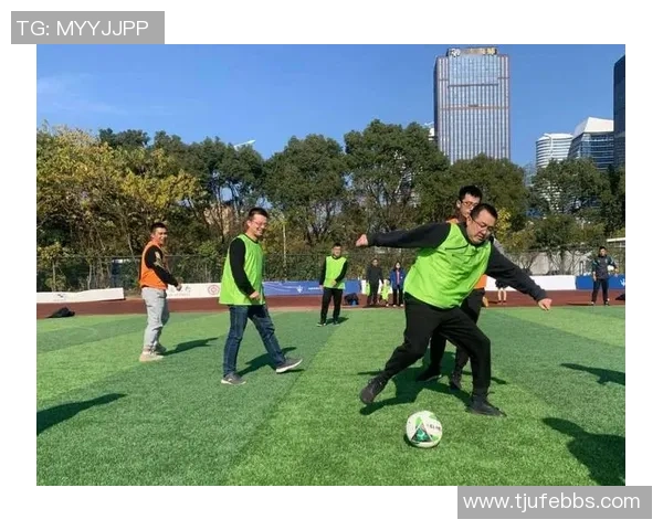 从绿茵场到思维舞台探索足球黑人球星独特的智慧与精神力量 从绿茵场到思维舞台探索足球黑人球星独特的智慧与精神力量