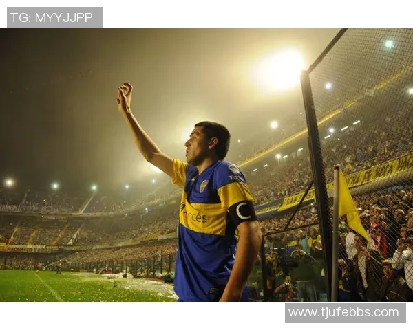 全球各国足球明星场外穿搭大揭秘时尚潮流与个人风格碰撞 全球各国足球明星场外穿搭大揭秘时尚潮流与个人风格碰撞